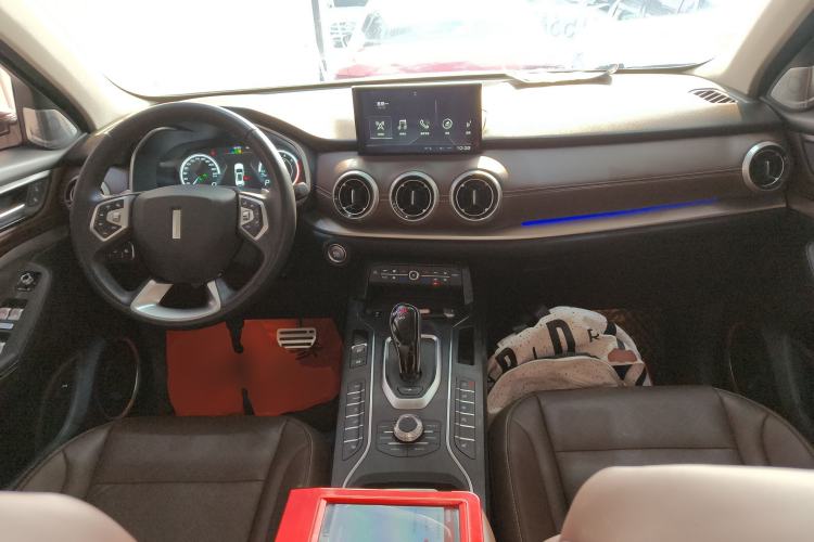 Used Wey VV6 2019 2.0T Two-Wheel-Drive Ultra-Luxury Version China VI Standard
