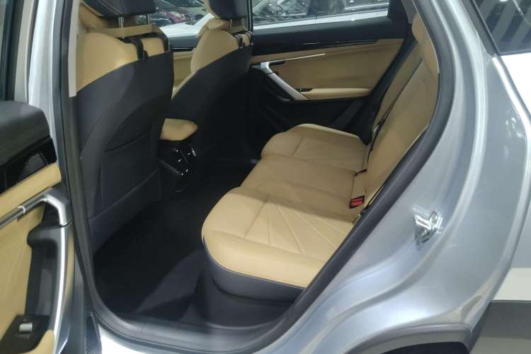 Used Geely Auto FX11 2023 1.5TD DCT Prestige Edition
