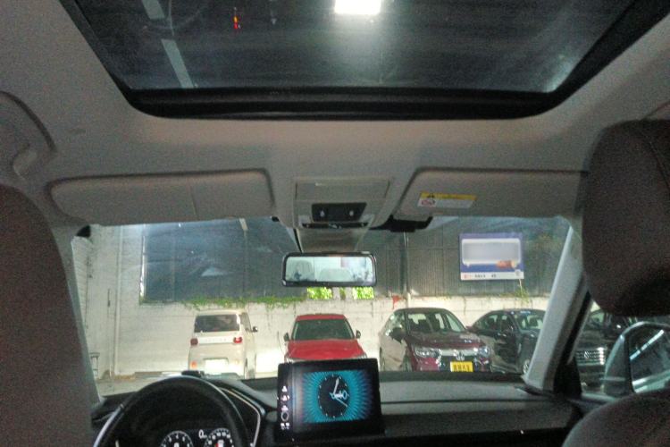 Used Honda CR-V 2023 240TURBO Two-Wheel Drive Deluxe Edition 7 Seats
