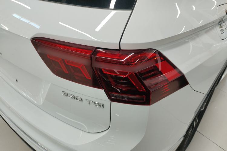 Used Volkswagen Tiguan L 2023 330TSI Automatic Two-Wheel Drive R-Line Enjoyment Edition