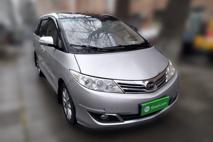 Used BYD M6 2015 2.4L Automatic Luxury Model
