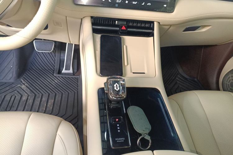 Used Hima AITO M7 2024 1.5T Rear-Drive Plus Version 6 Seats