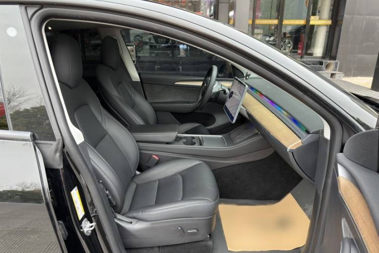 Used Tesla Model Y 2021 Standard Range Rear-Wheel Drive Version
