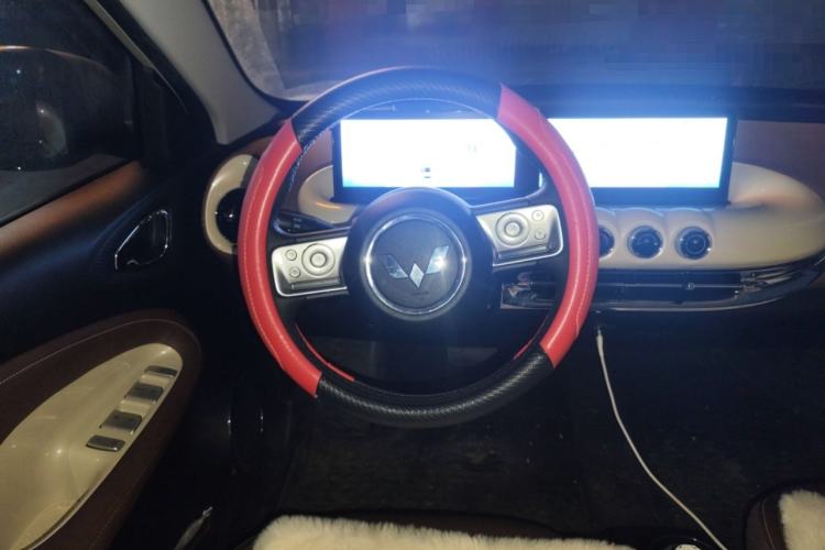 Used Wuling Bingo 2023 333 km Lingxi Connected+ Version
