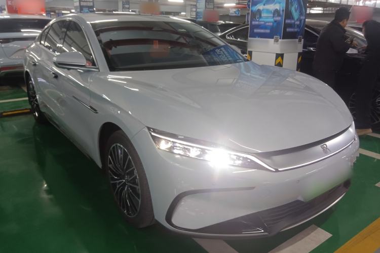 Used BYD Han 2024 EV Glory Edition 506KM Front-Wheel-Drive Premium Model