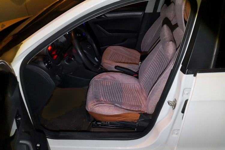 Used Volkswagen Jetta 2017 1.5L Automatic Fashion Model
