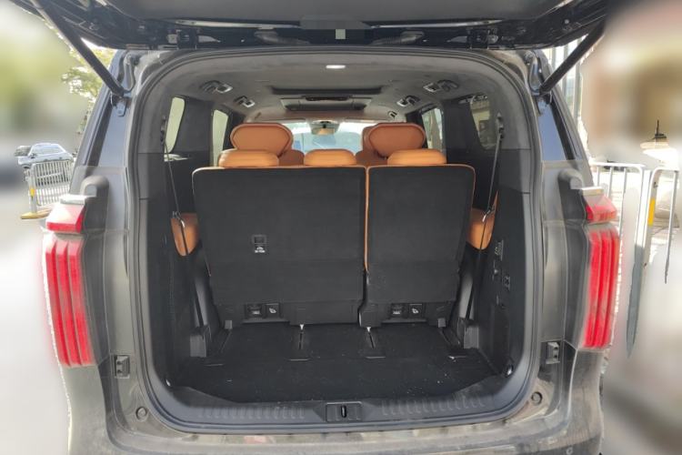 Used Wey Gaoshan 2025 Four-Wheel Drive Alpine 8