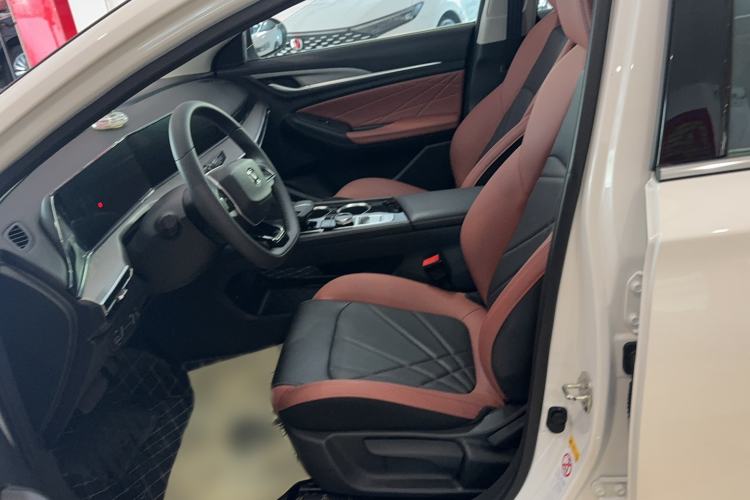 Used Changan Eado 2023 Changan Edition PLUS Blue Whale NE 1.4T GDI DCT Prestige Version
