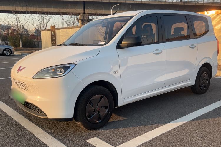 Used Wuling Hongguang New Energy 2025 Extended-Range Hybrid 50 km Utility Version
