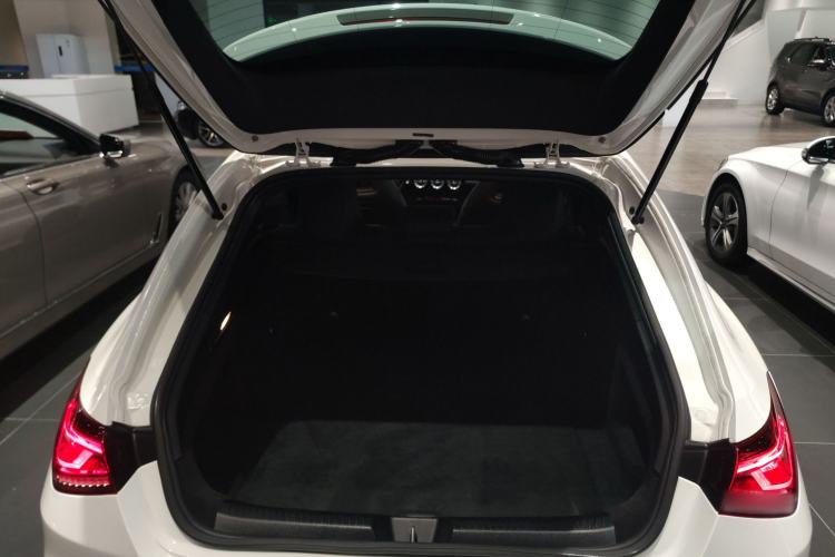 Used Mercedes-Benz CLA 2023 CLA 200 Shooting Brake
