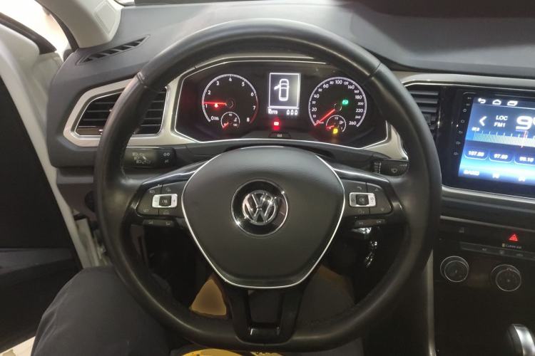 Used Volkswagen T-ROC 2019 230TSI DSG Two-Wheel Drive Advanced Version China V Standard
