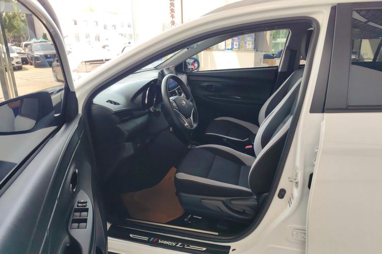 Used Toyota YARiS L 2022 X-Trail 1.5L CVT Leading PLUS Edition
