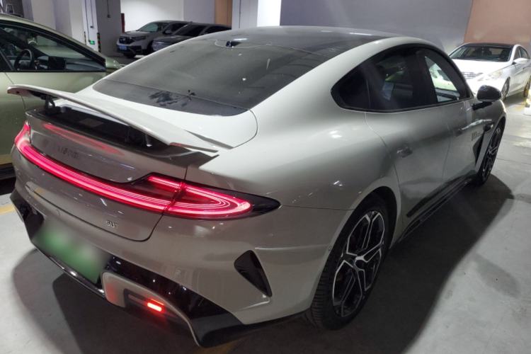 Used  SU7 2024 Four-Wheel Drive Ultra-Long Range Advanced Intelligent Driving Max Edition
