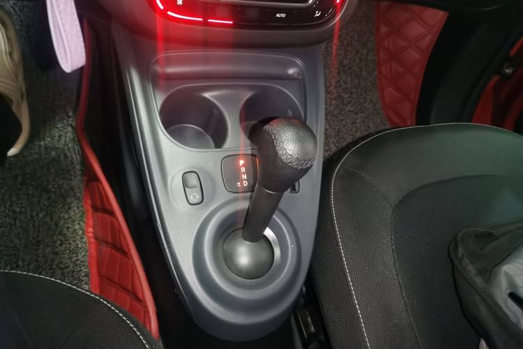 Used  forfour 2016 1.0L 52 kW Passion Edition
