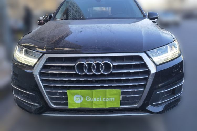 Used Audi Q7 2018 40 TFSI Comfort Model