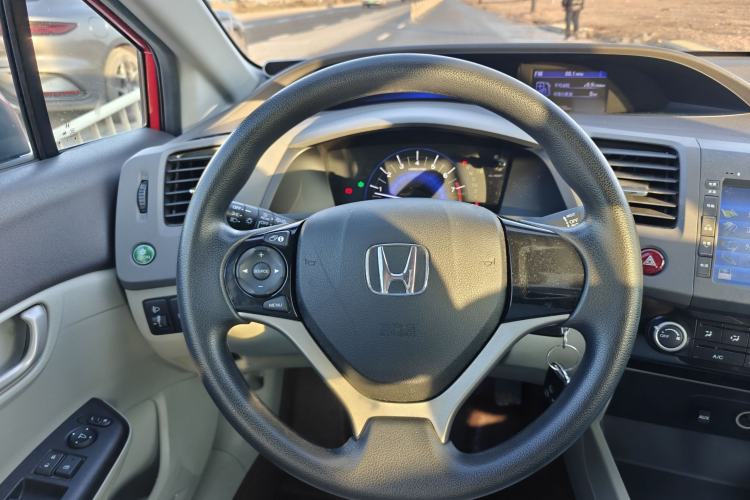 Used Honda Civic 2013 10th Anniversary 1.8L Automatic Comfort Version
