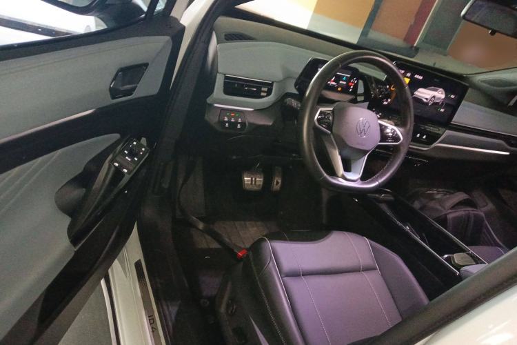 Used Volkswagen ID.4 X 2023 Pure Long-Range Version
