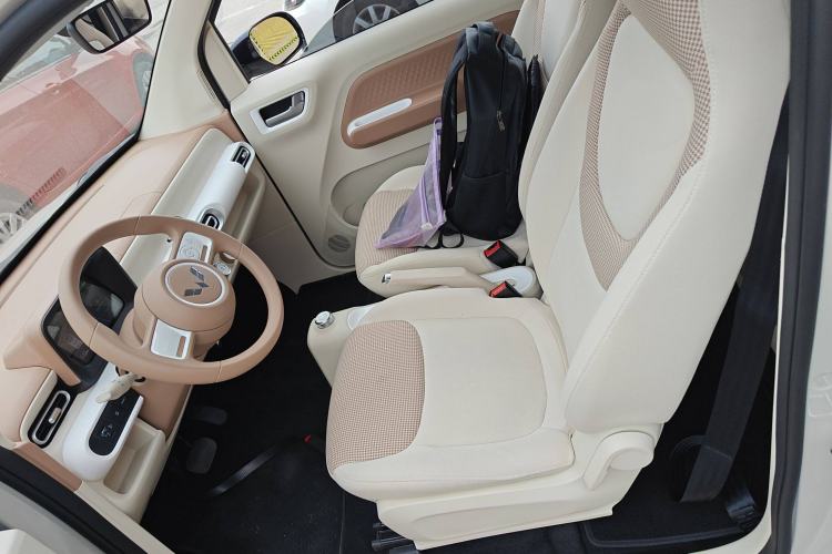 Used Wuling Hongguang MINIEV 2024 3rd Generation 215km Youth Edition
