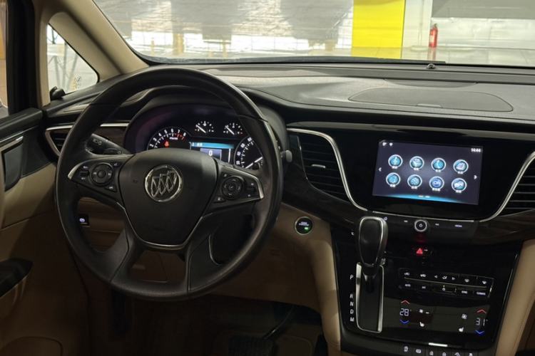 Used Buick GL8 2017 ES 28T Luxury Model China V Standard
