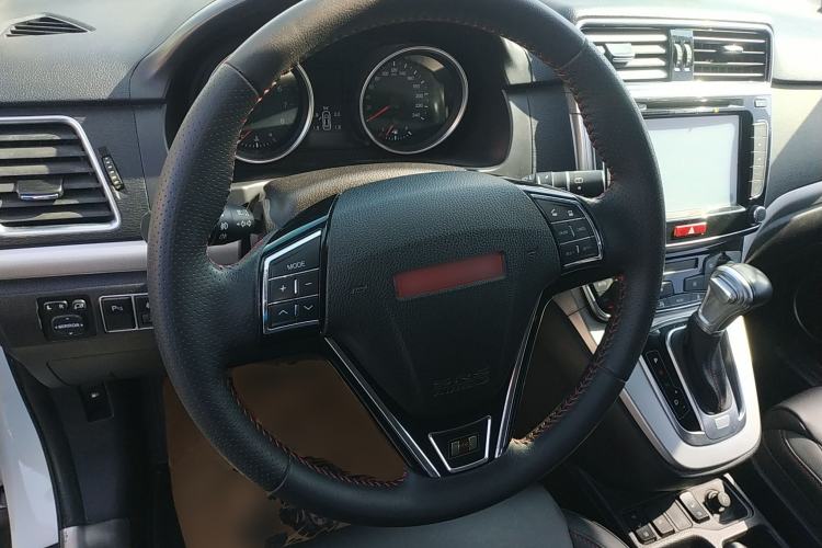 Used Haval H6 2015 Sport Edition 1.5T Automatic Two-Wheel Drive Luxury Model