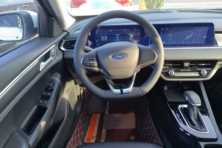 Used Ford Escort 2021 1.5L Automatic Diamond Edition
