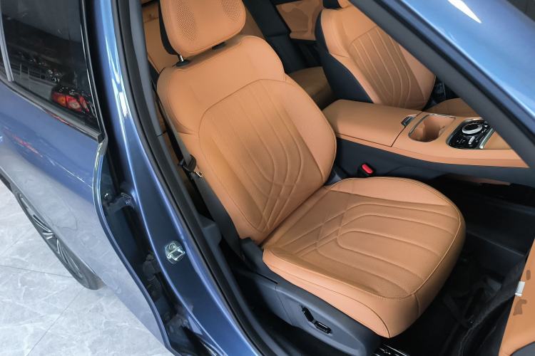 Used  Galaxy Xingjian 7 EM-i 2025 120km Flagship Edition
