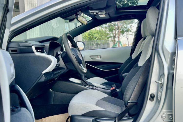 Used Toyota Levin 2019 Dual-Engine 1.8H E-CVT Luxury Edition China VI Standard