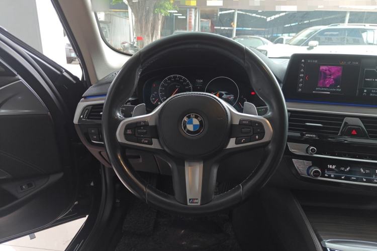 Used BMW 5 Series 2019 530Li Luxury Edition Premium Package
