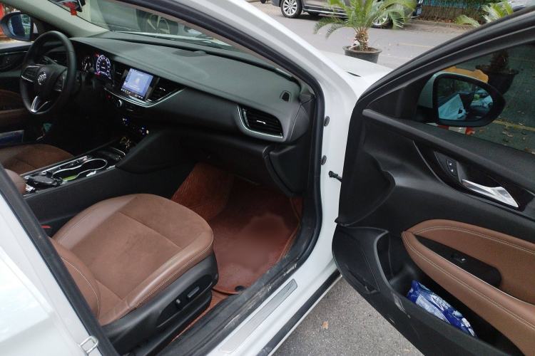 Used Buick Regal 2020 552T Luxury Version