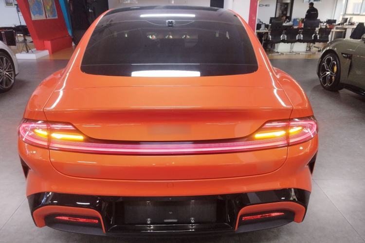 Used  SU7 2024 Rear-Drive Long-Range Intelligent Driving Version
