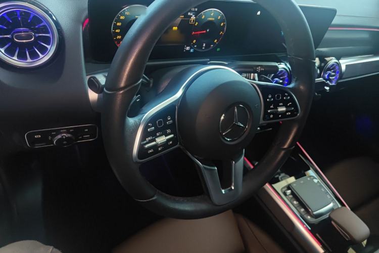 Used Mercedes-Benz GLB 2023 GLB 220 Fashion Model
