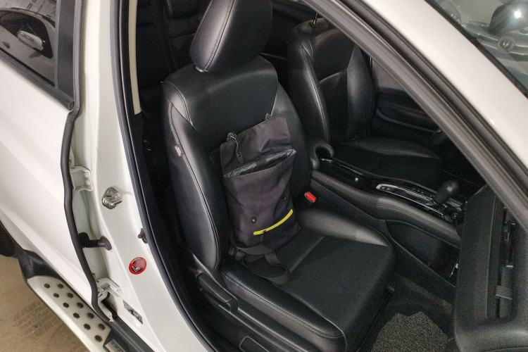 Used Honda Vezel 2017 1.8L CVT Front-Wheel Drive Pioneer Edition