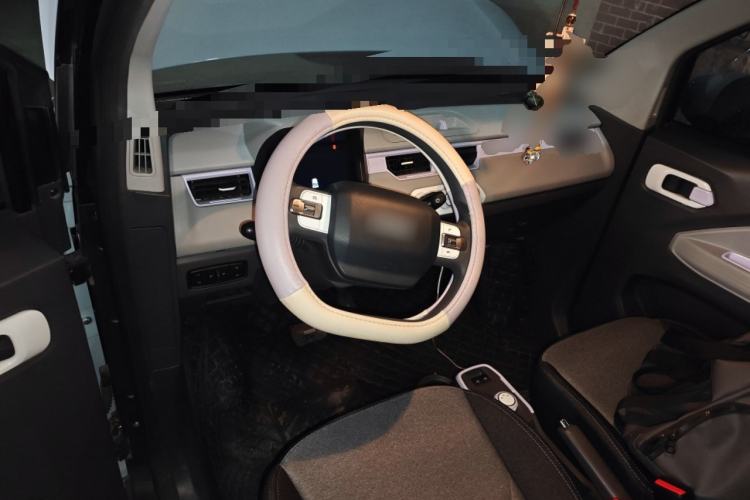 Used Chery QQ Ice Cream 2022 170km Sundae Phosphate Lithium-Ion
