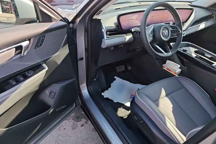 Used Buick E5 2025 Model 620KM Prestige Edition
