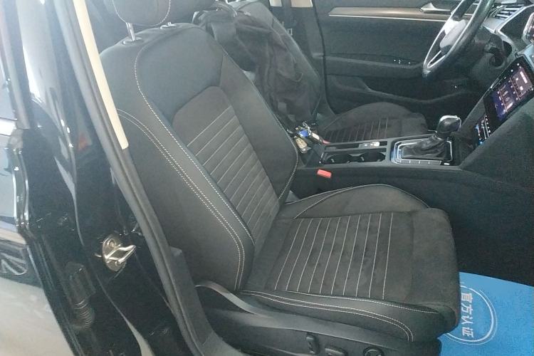 Used Volkswagen Magotan 2020 330TSI DSG Leading Model
