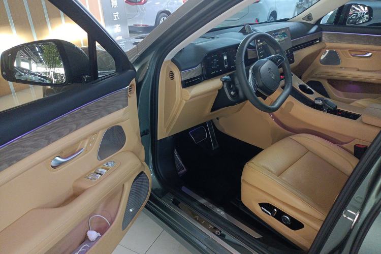 Used Hima AITO M5 2022 Extended-Range Four-Wheel Drive Performance Version
