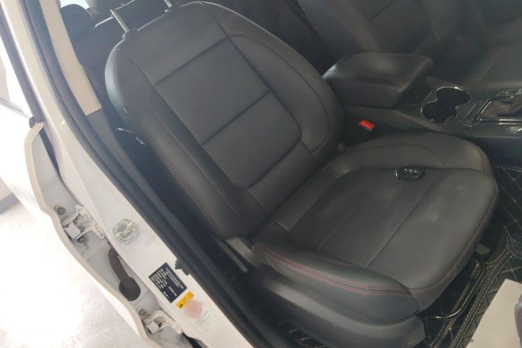 Used Changan CS75 2017 Shangkui Edition 1.5T Automatic Fengxiang Model