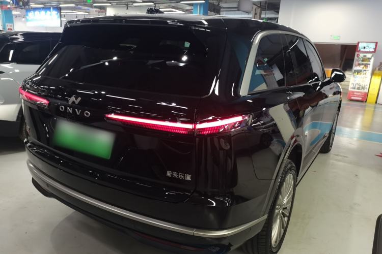 Used ONVO Luxeed L90 2025 Model—Ultra Six-Seater Version
