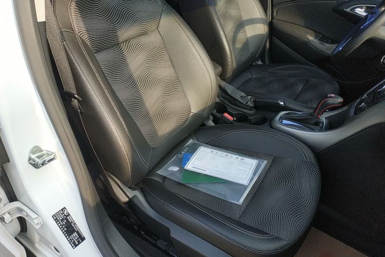 Used Buick GT 2014 XT 1.6L Automatic Fashion Edition
