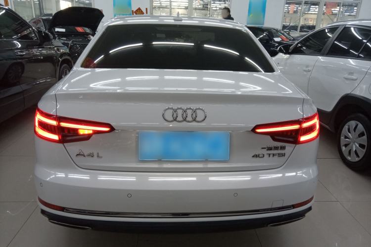 Used Audi A4L 2018 30th Anniversary Edition 40 TFSI Trendy Model
