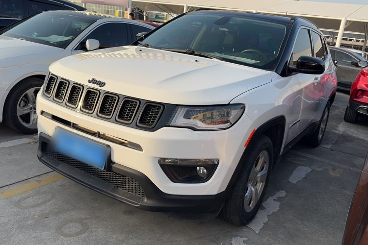 Used  Compass 2019 220T Automatic Home Enjoy Cool Edition
