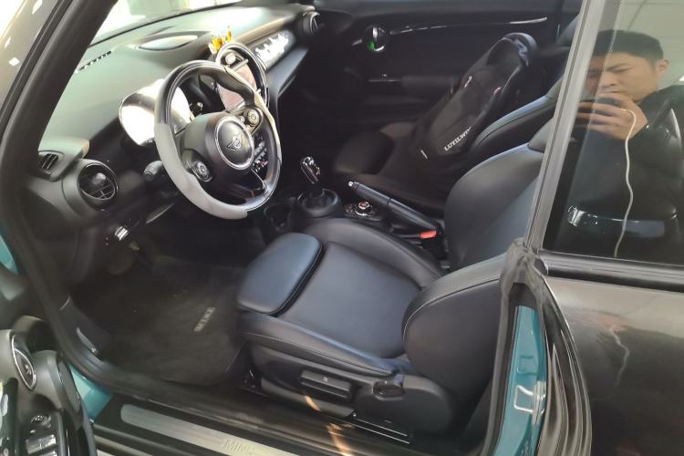 Used  MINI 2021 1.5T COOPER CABRIO Classic Edition
