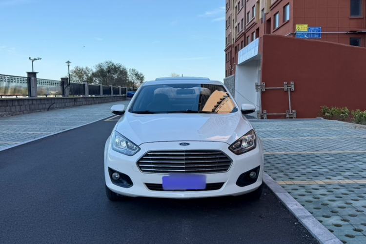 Used Ford Escort 2017 Happiness Edition 1.5L Automatic Fashion Version
