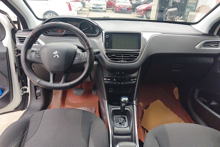 Used Peugeot 2008 2014 1.6L Automatic Fashion Edition