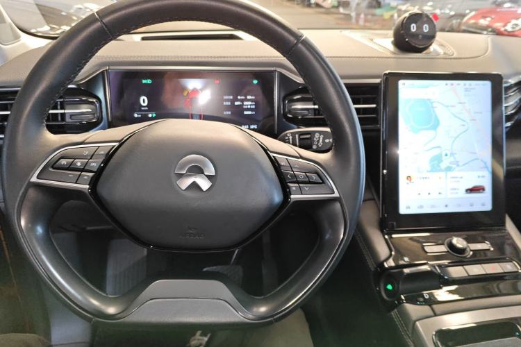 Used Nio ES8 2018 355 km Base Version 7-Seater Edition
