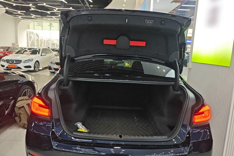 Used BMW 5 Series 2023 530Li Leading Model M Sport Package
