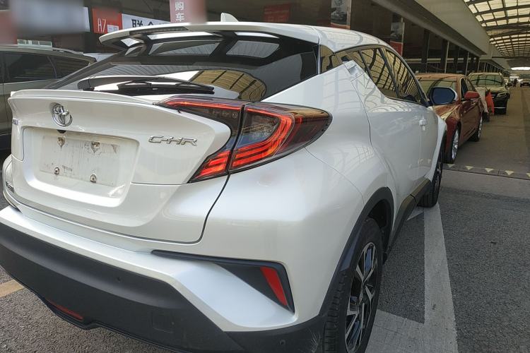 Used Toyota C-HR 2020 2.0L Luxury Edition
