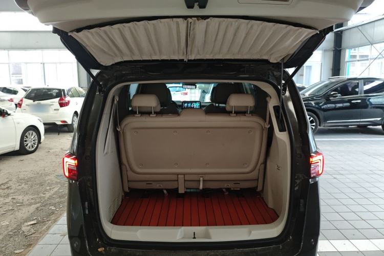 Used Buick GL8 2021 Land Cruiser Executive 652T Premium Model
