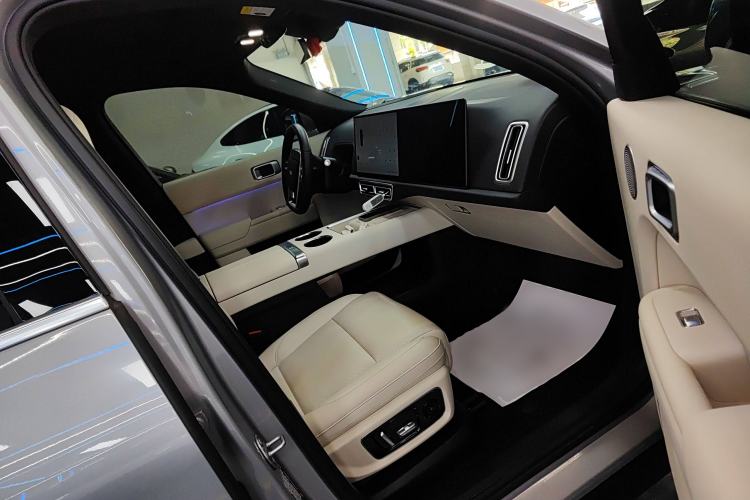 Used Li Auto L9 2024 Ultra Model
