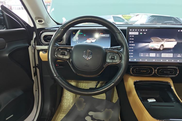 Used Leapmotor C11 2024 All-Electric 580 Luxury Edition
